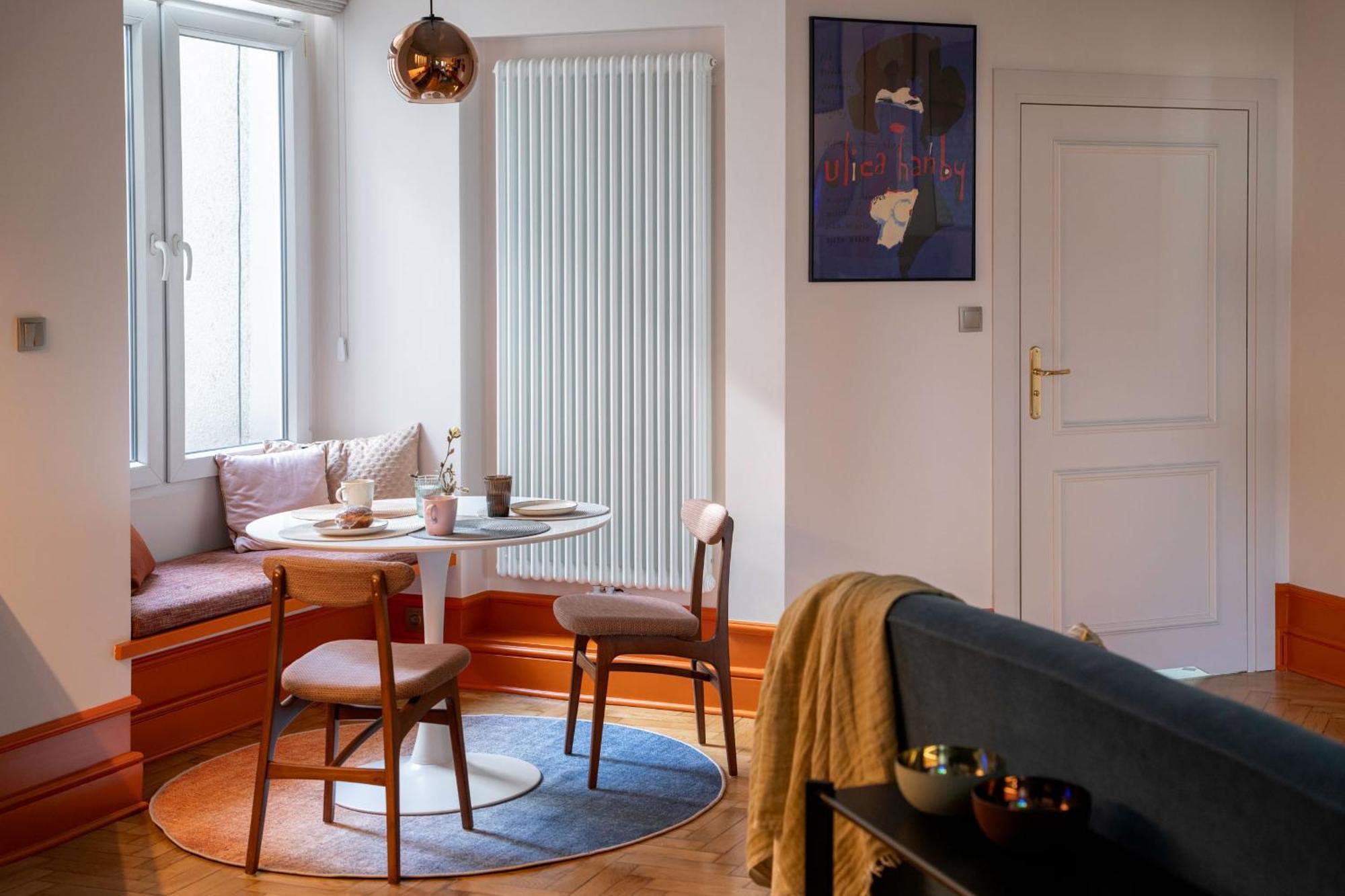Two Bedroom Apartment-Dietla 11- Wawel Castle View クラクフ エクステリア 写真